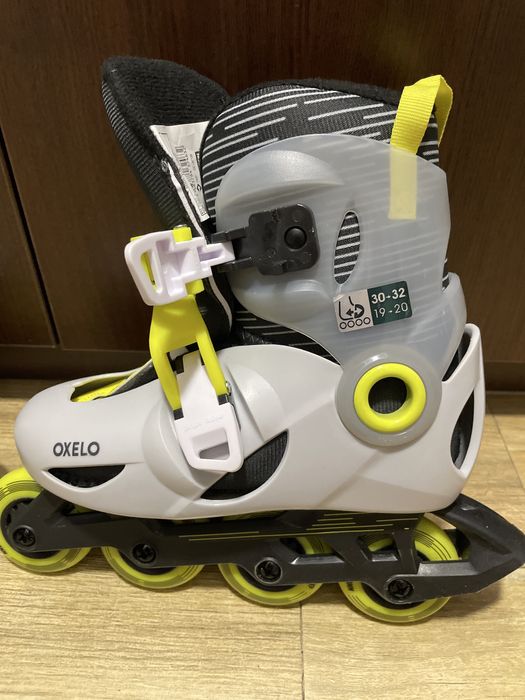 Vând role Decathlon, mărimea 30-32, aproape noi!