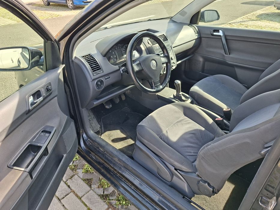 Продавам VW Polo 1.4