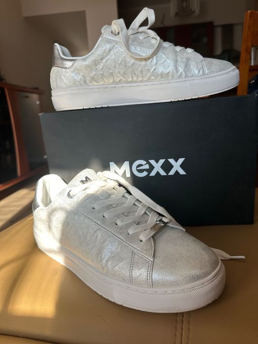 Маратонки Мехх бледо сребристи