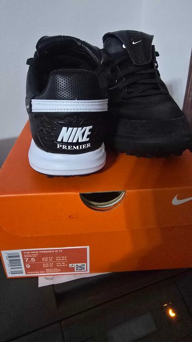 Nike Premier III TF 40.5