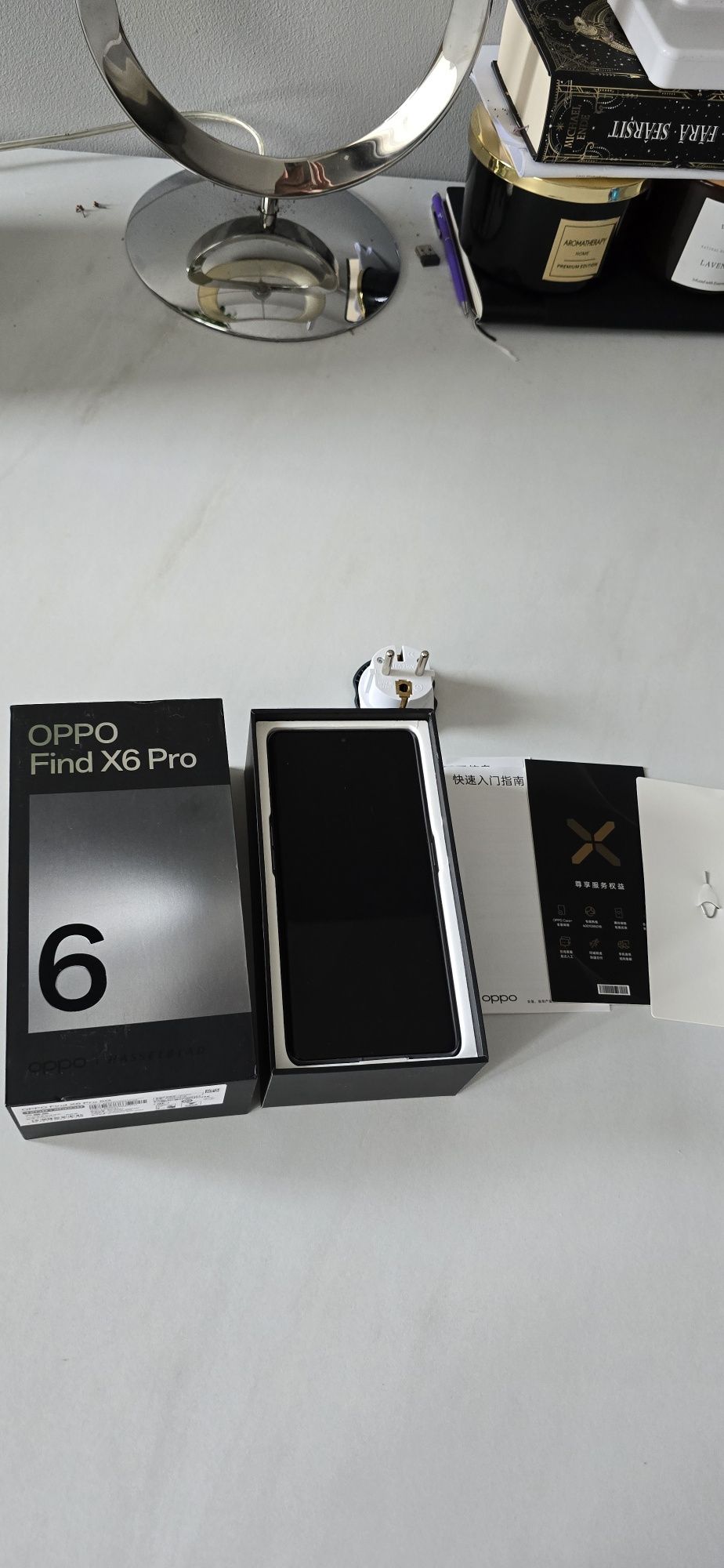 Vând Oppo Find X6 PRO