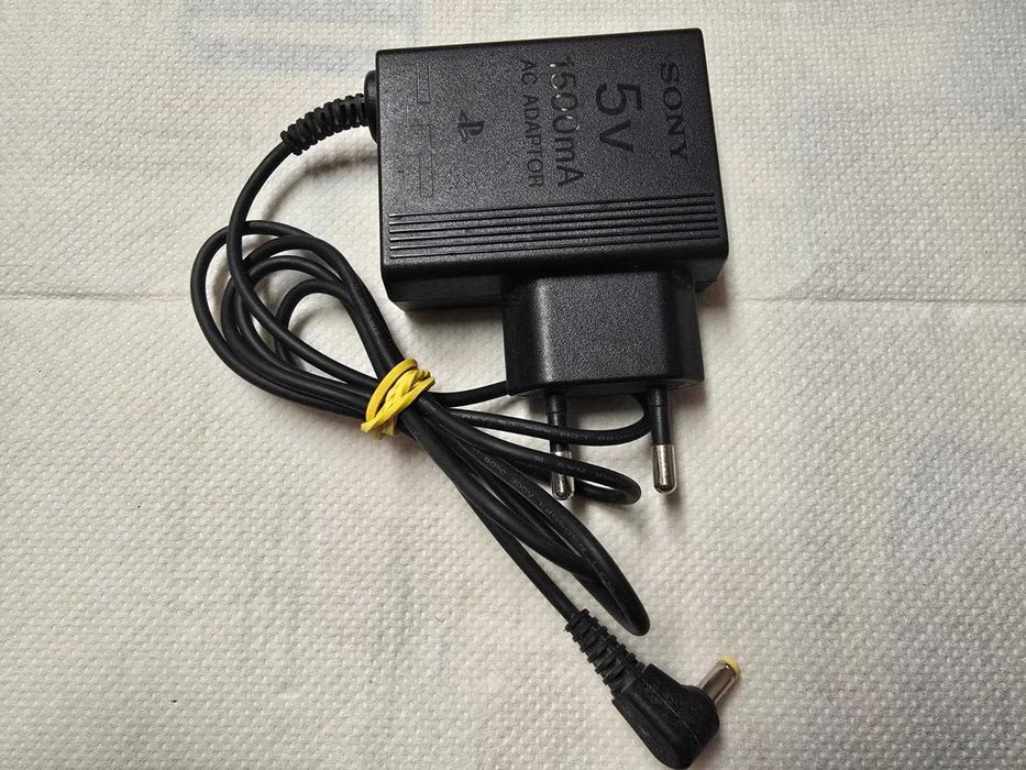 Alimentator SONY PSP Incarcator 5V-1500mA model: PSP-384- poze reale