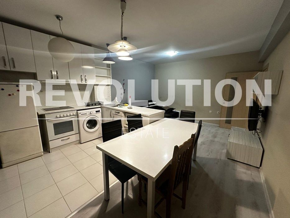 Дава се под наем Двустаен апартамент в Пловдив, Христо Смирненски - 66 кв.м за 483.48 € - Снимка #1