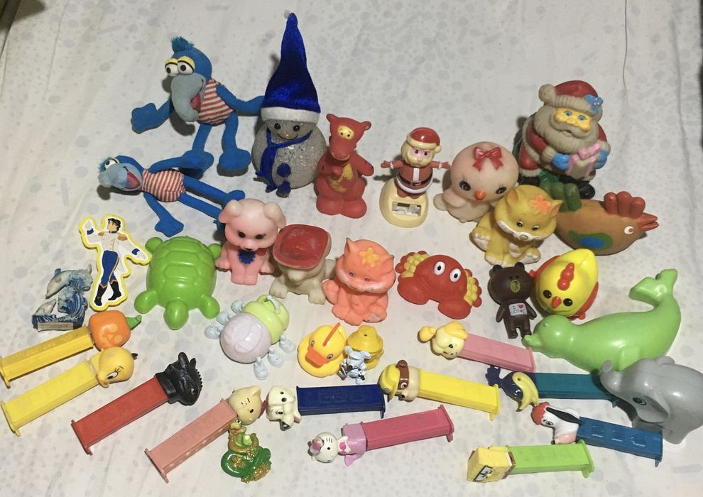 Почти цял Чувал Играчки Фигурки и Разни