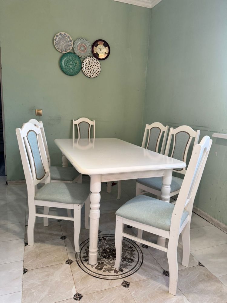 Стол 1  и Стулья 6