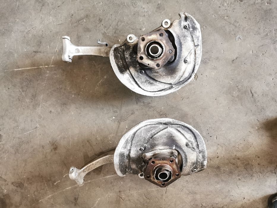 Fuzeta rulment fata 3.0 tdi CRT 272CP Audi a4 b9 8w 2016