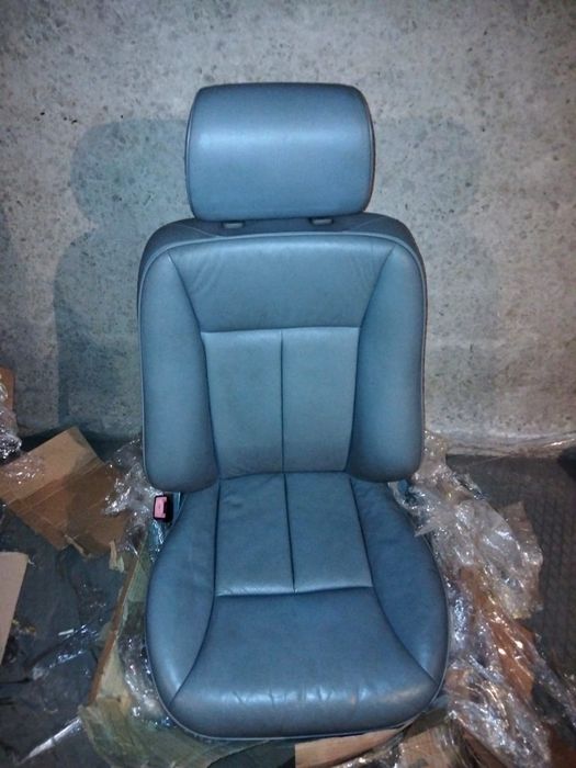 Продам сиденья Мерседес w210 до рестайлинг