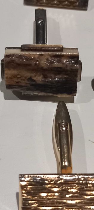 Butoniere ca noi diferite modele