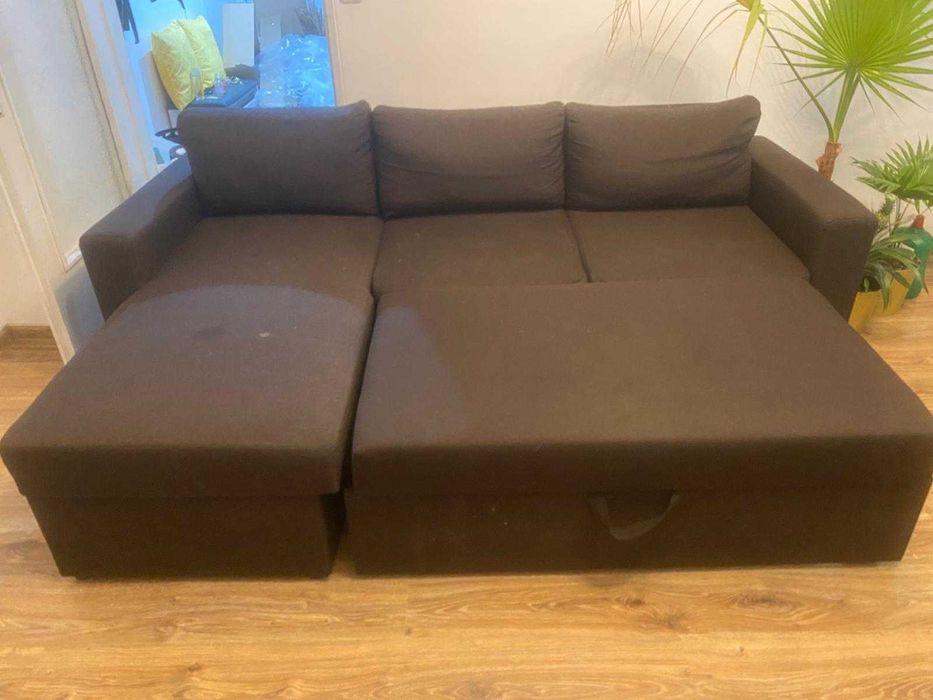 Продавам разтегателен диван с лежанка и ракла