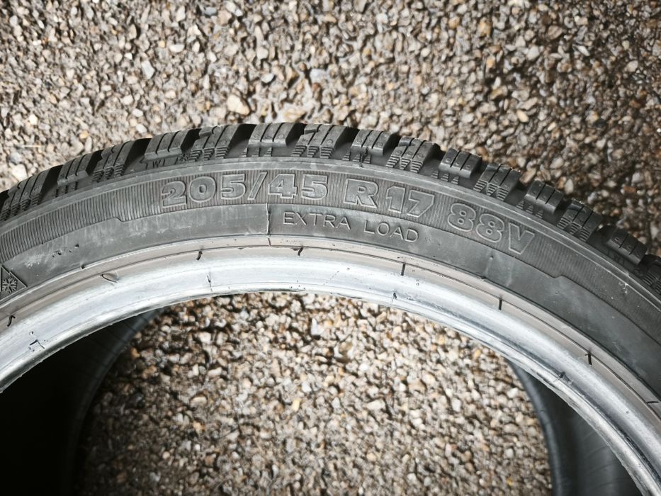 205/45/17" 2бр Kormoran winter, dot4121,7mm