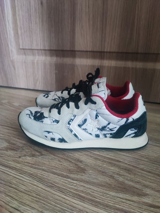 Дамски маратонки Converse UK5.5 EUR38.5