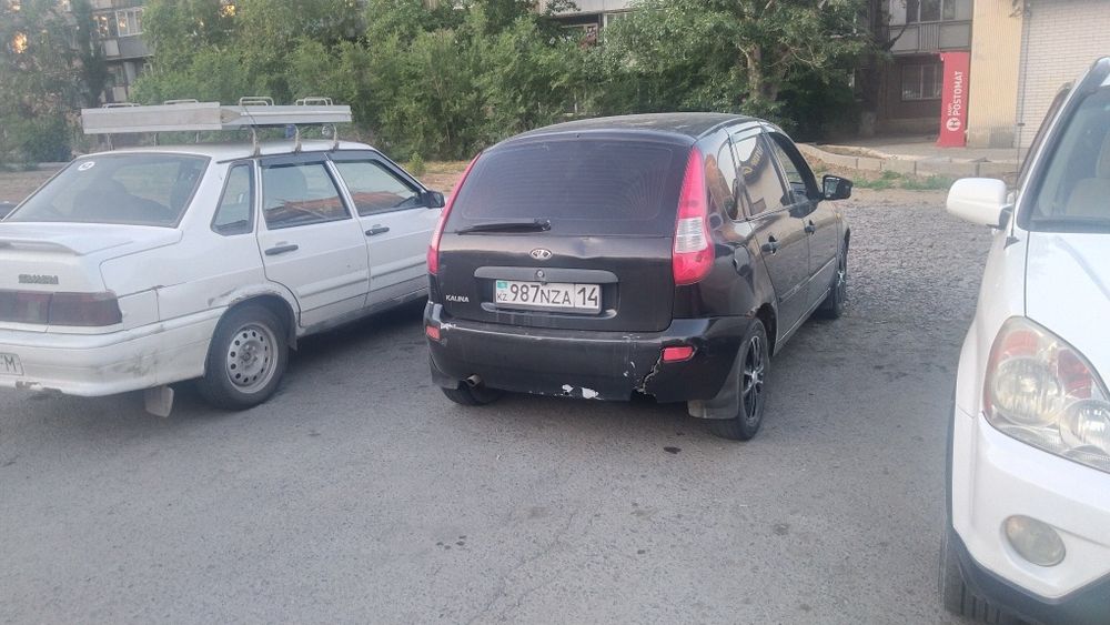 Лада Калина 1 Хетчбек. 2011