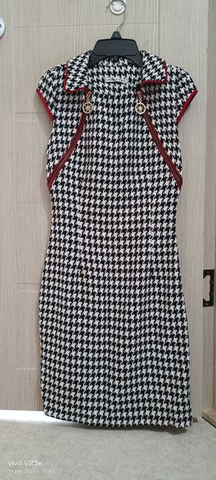 Платье Гусиная лапка