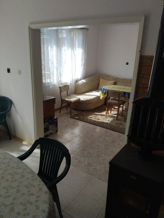 Имот в Мъглиж с двор 540кв.м.