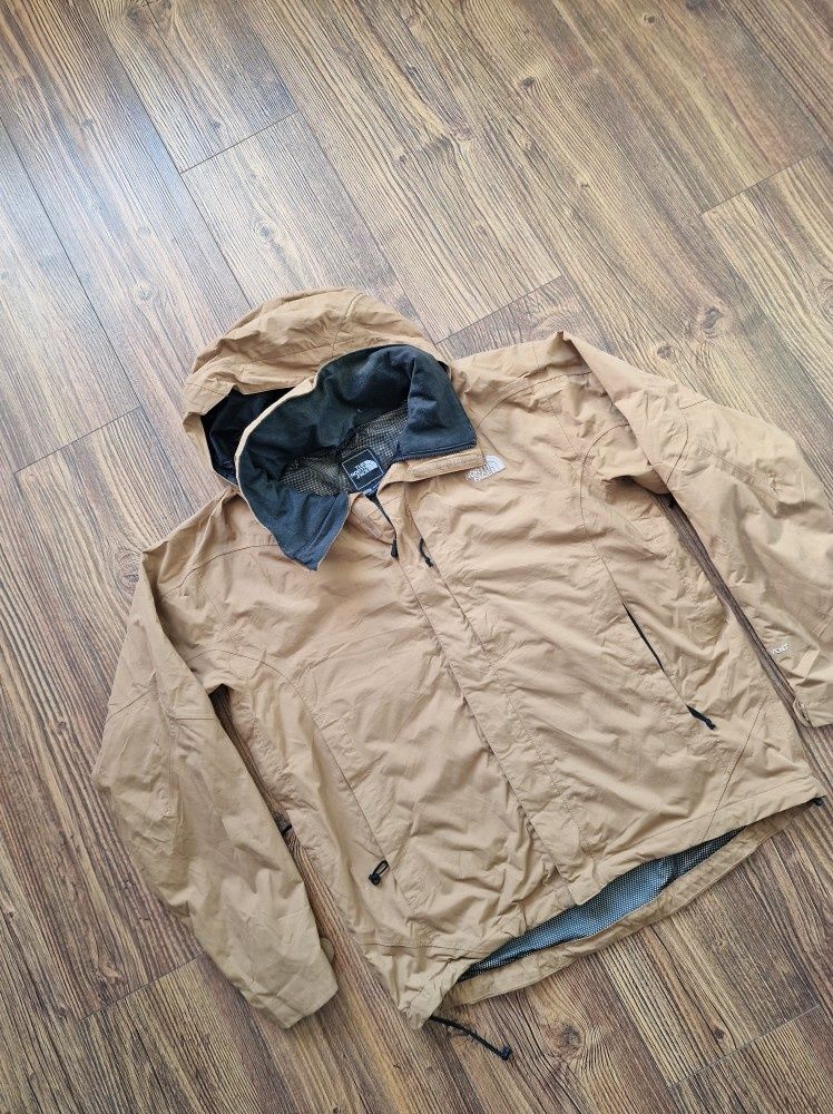 Страхотно мъжко яке THE NORTH FACE , модел HYVENT, размер М