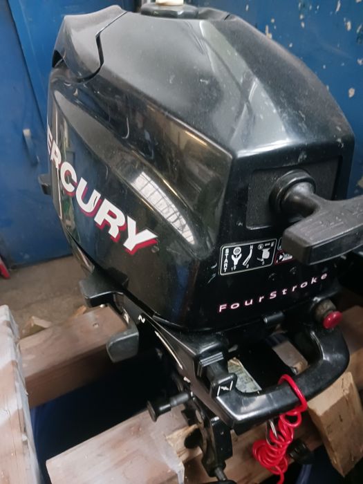Motor  mercury  2.5k