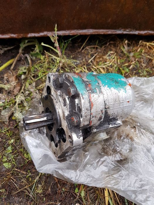 Продам  гидро насос