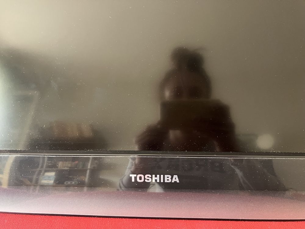 Toshiba REGZA 32lv733g 32 inch