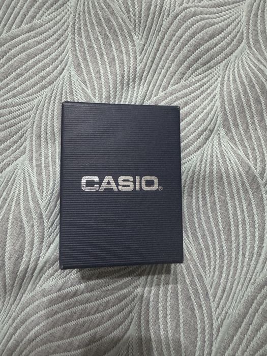 Часы от Casio новые