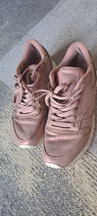 Маратонки REEBOK