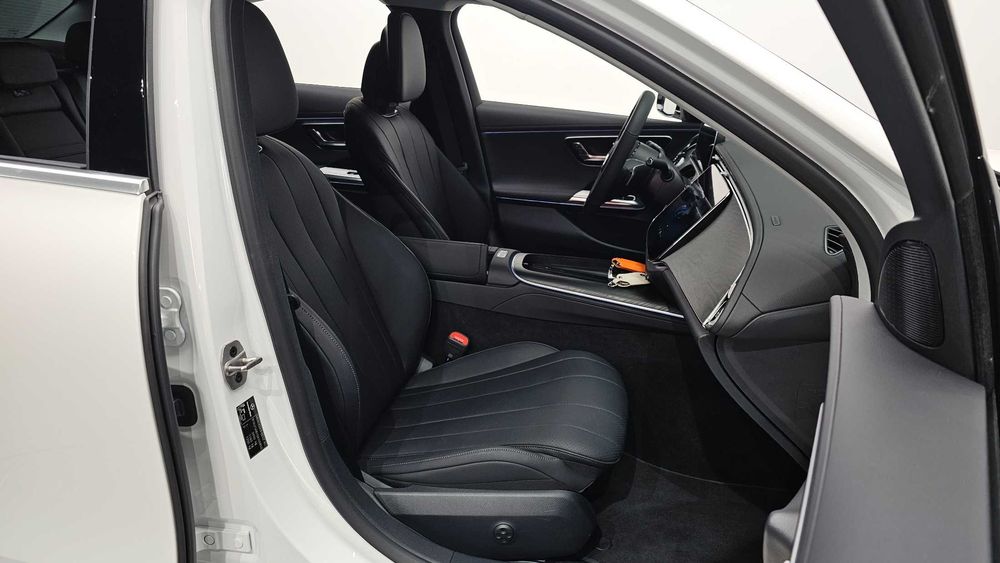 Mercede Benz E-Class E200 Avantgarde Limited Korean