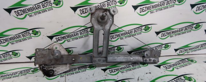 Macara geam spate dreapta manuala /537 Dacia Logan prima generatie (f