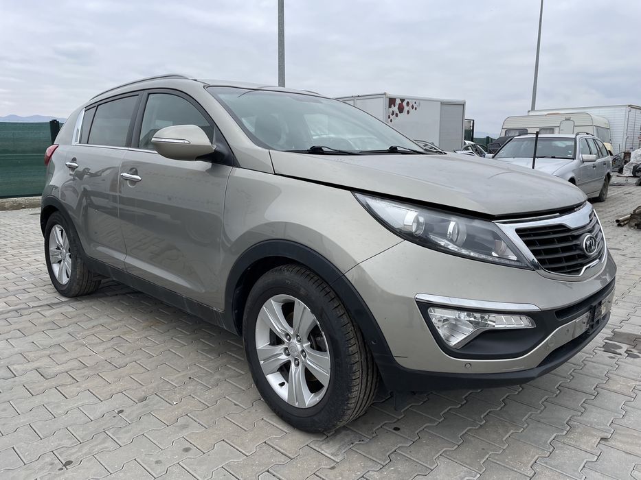 Kia Sportage 2011г/1.6i,На части