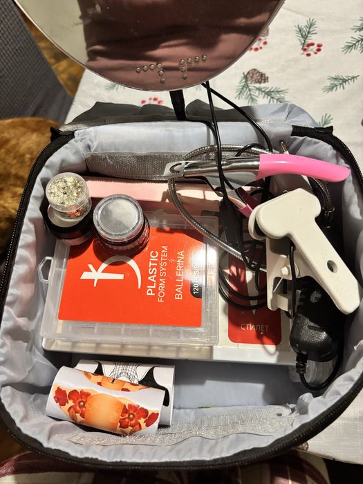 Комплект за маникюр в домашни условия