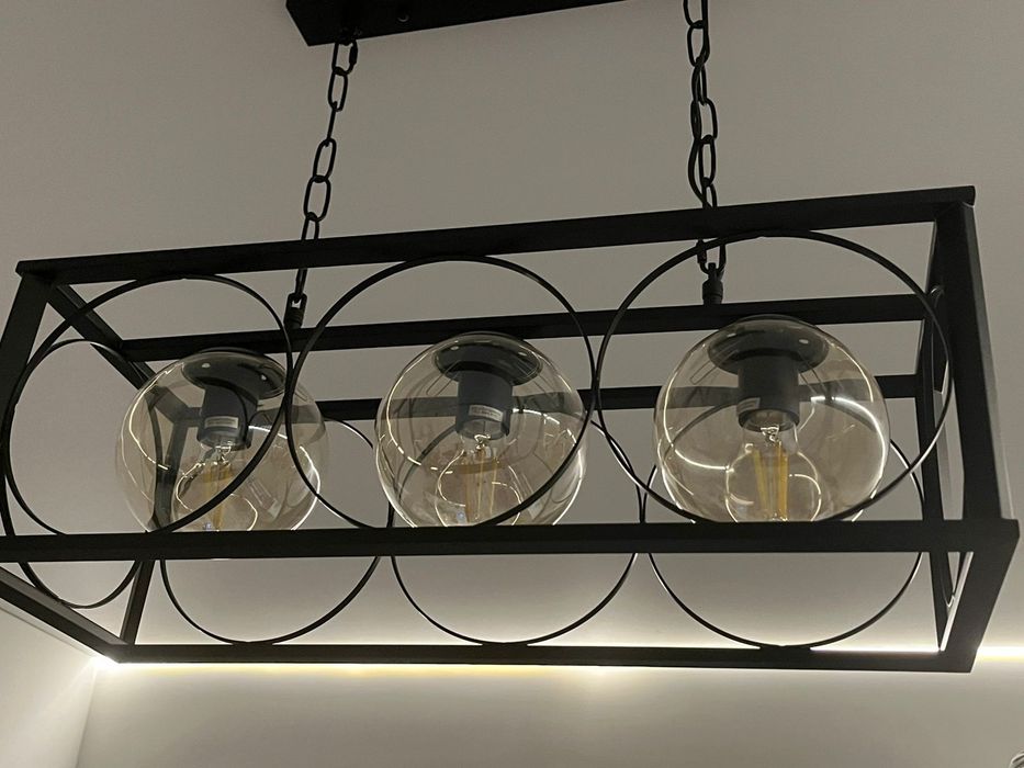 Модная новая люстра