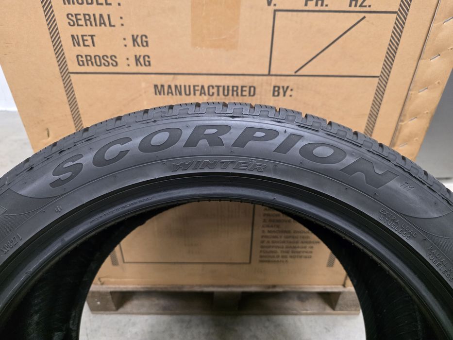 275/45R20- & 305/40R20- PIRELLI WINTER Неразличими от НОВИ RUN FLAT