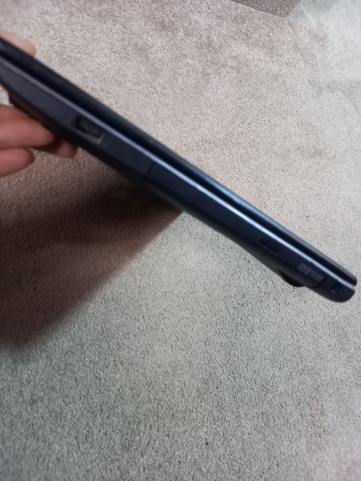 Asus Amd Fx7500,Ram 16gb ,ssd 256,video 2gb,baterie 3 ore