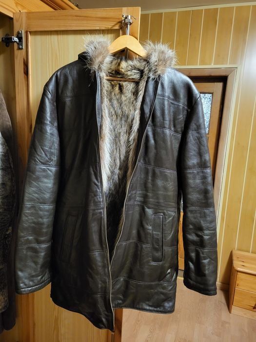 Haina barbateasca blana de raton