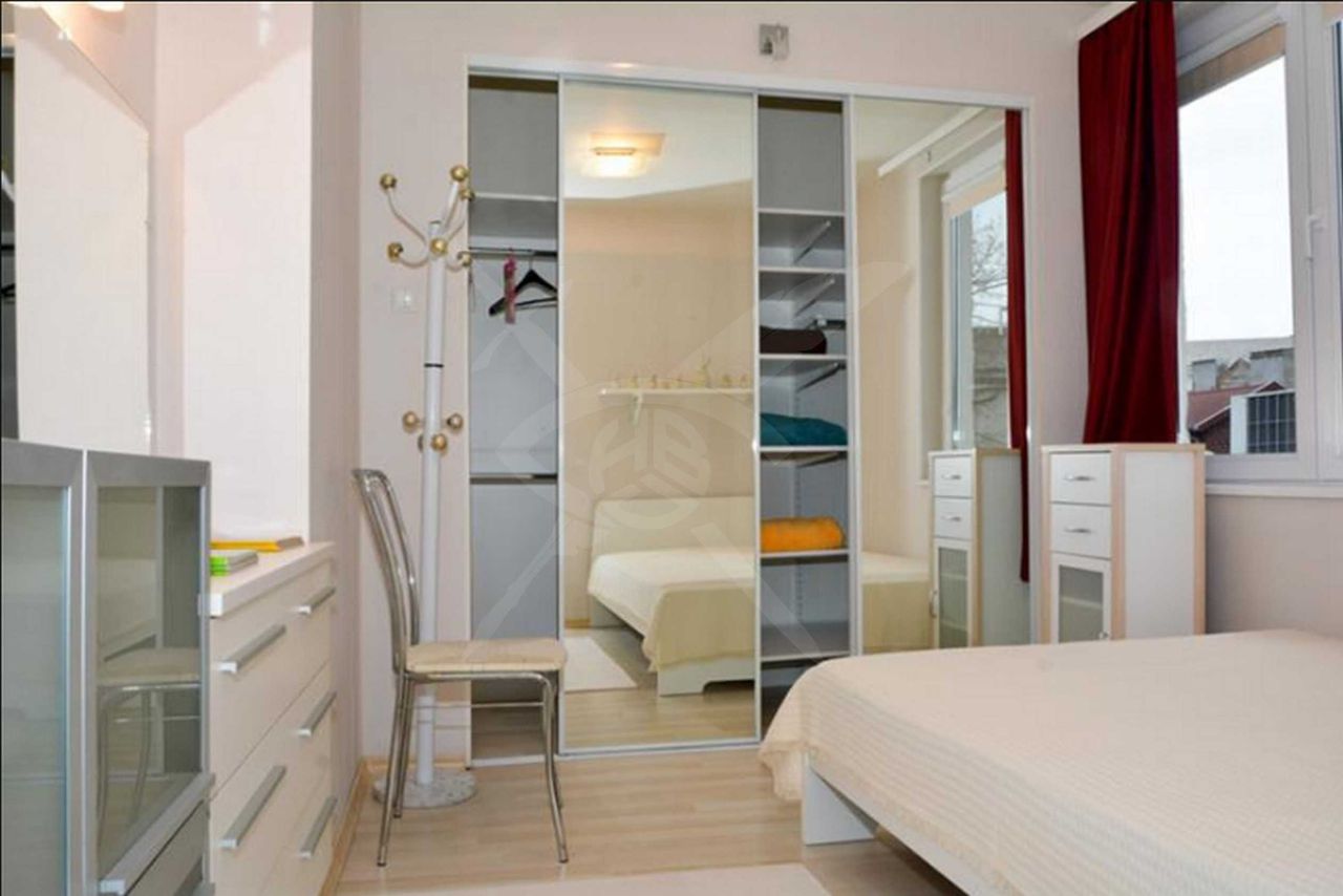 Продава се Етаж от къща в Варна, ВИНС - 147 кв.м за 1939 €/кв.м - Снимка #6