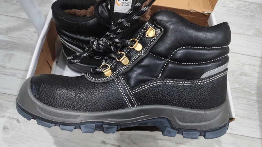 Рабочаяя спецобувь