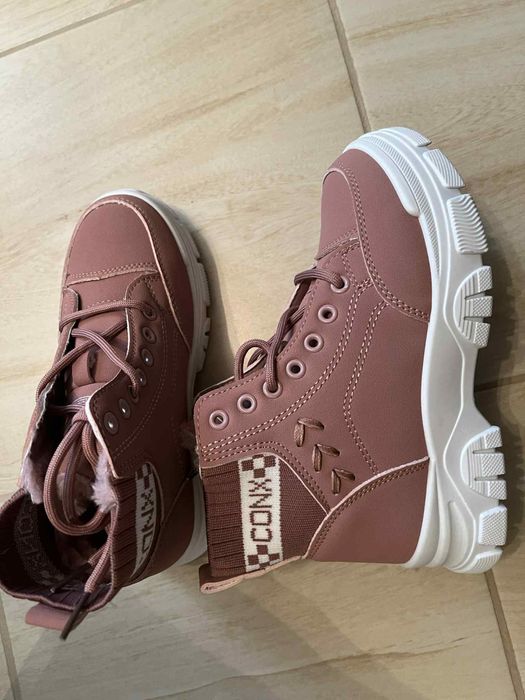 Дамски/ детски боти