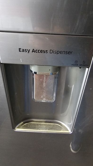 Хладилник с фризер