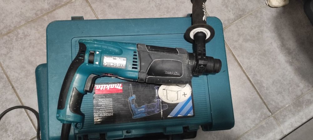 Перфоратор Макита