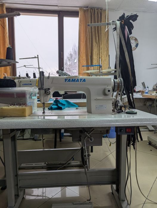 Промышленная швейная машина