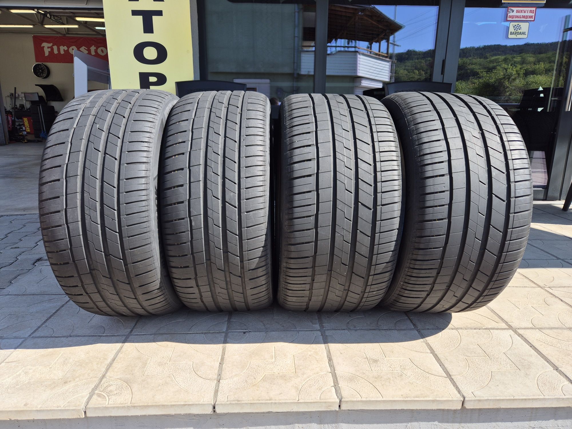 Летни гуми Спорт Пакет 285/40/21/315/35/21 Цола HANKOOK