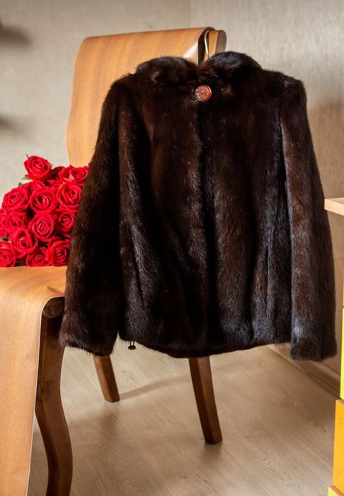 Продам шуба норковая