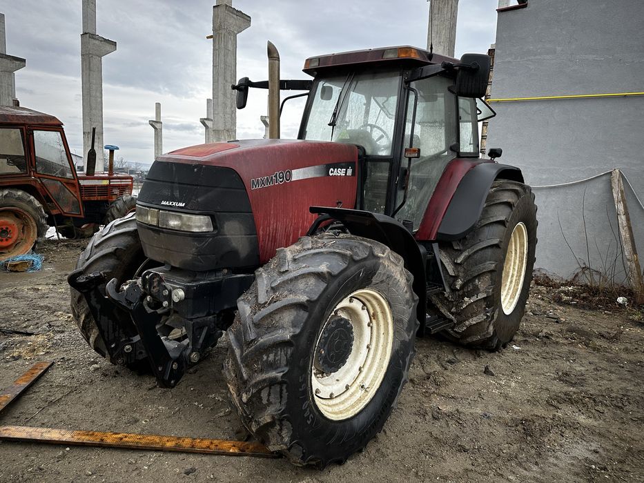 Dezmembrez tractor Case mxm 190