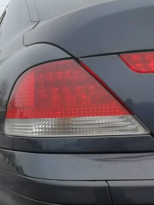 Faruri/stopuri Bmw seria 7 e65 de Europa