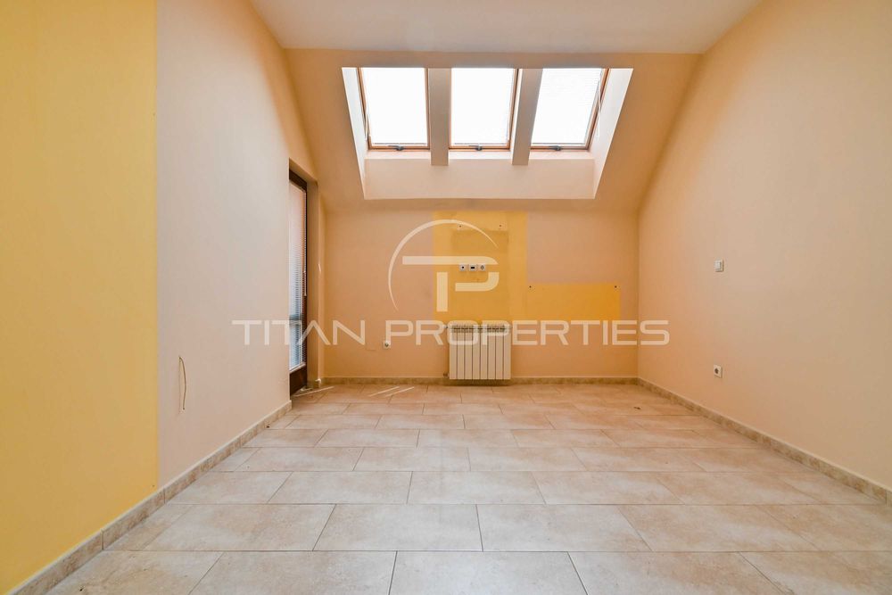 Продава се Тристаен апартамент в София, Витоша - 147 кв.м за 2041 €/кв.м - Снимка #1