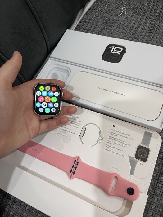 APPLE WATCH 10 продам