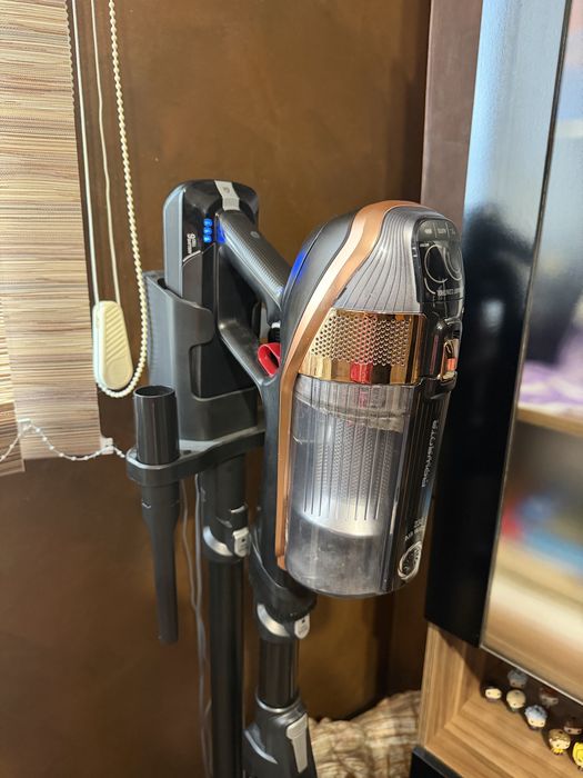 Вертикална прахосмукачка Rowenta X-Force Flex