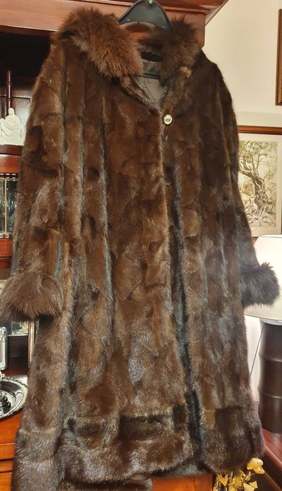 Италианско кожено палто Визон с качулка