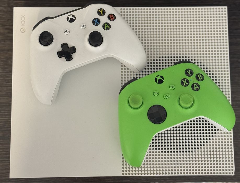 Продам xbox one s