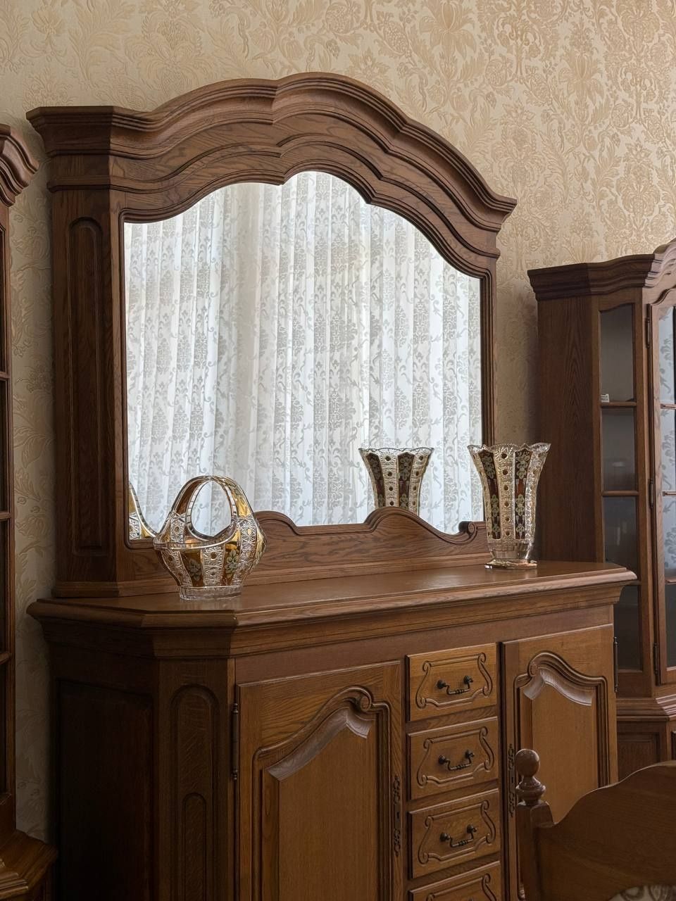 Комплект мебели, орех