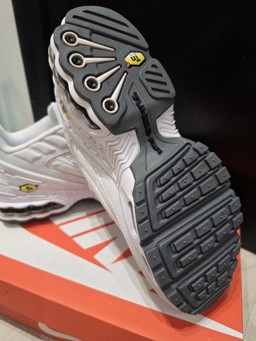 Nike Air max Tn Plus White  noi la cutie