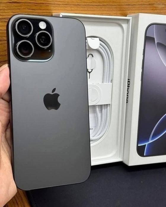 iPhone 16 PRO MaX cu 100% Bateria